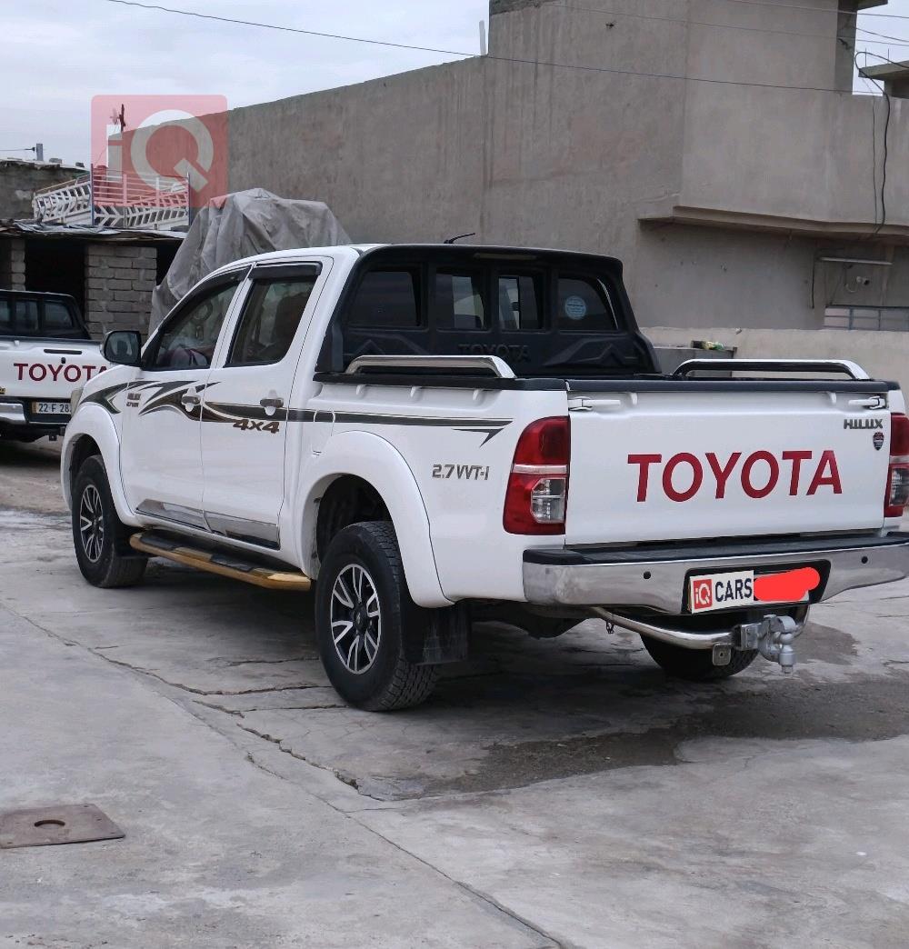 تويوتا هايلوكس